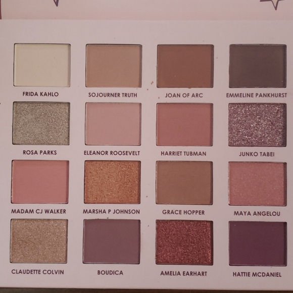 Ciate I am women whats your superpower? Eyeshadow - Picture 3 of 5